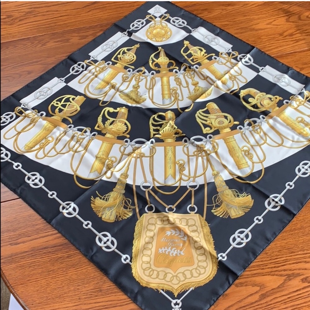 Hermès Cliquetis Silk Scarf 34” x 34”